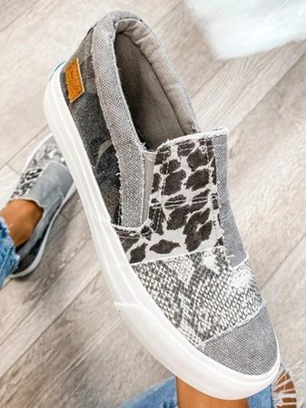 VALERIA - ZAPATO CASUAL CON ESTAMPADO ANIMAL PRINT