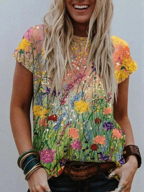 CAMISETA CON PINTURA DE ARTE FLORAL