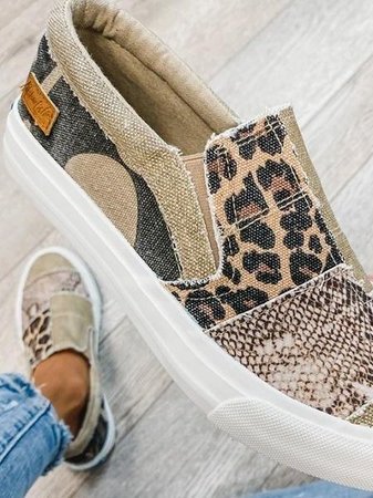 VALERIA - ZAPATO CASUAL CON ESTAMPADO ANIMAL PRINT